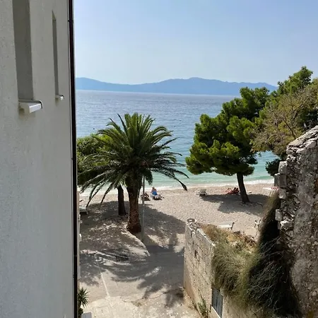 Apartman On The Beach-drvenik