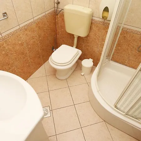 Apartman On The Beach-drvenik *